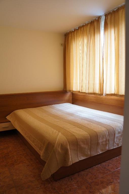 Tonus Guest House Obzor Cameră foto