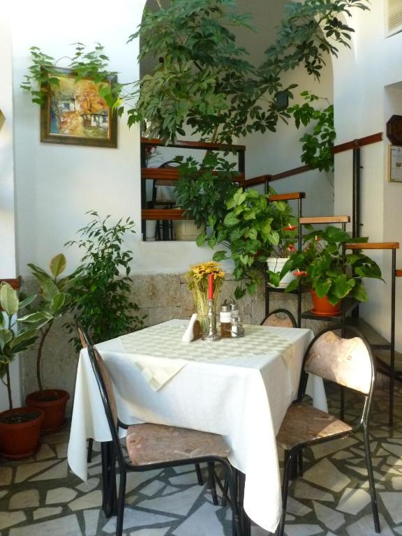 Tonus Guest House Obzor Exterior foto