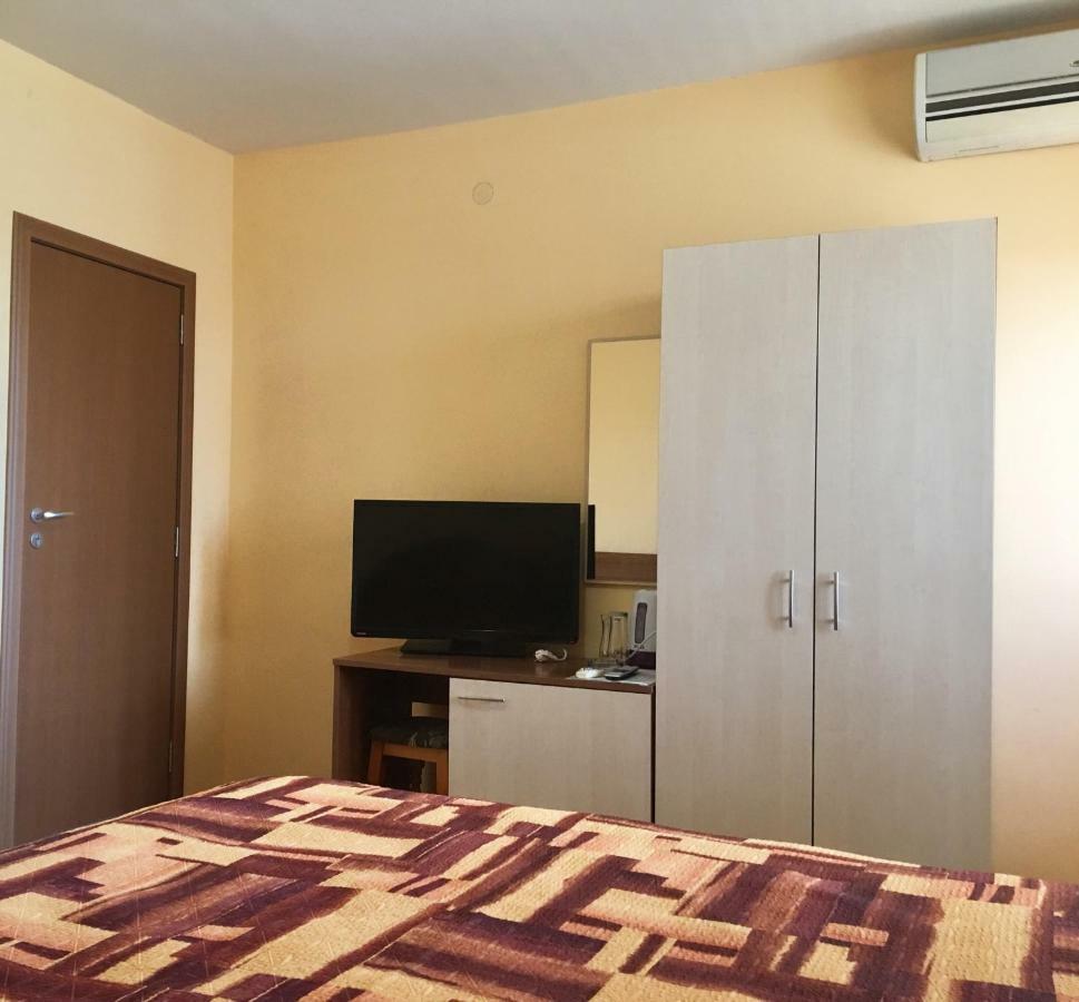 Tonus Guest House Obzor Exterior foto